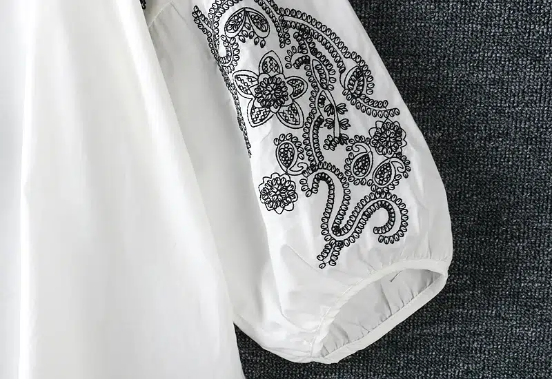 Chemise Style Mexicaine H9c8add4a848e458cb9be7bd197296397t.webp