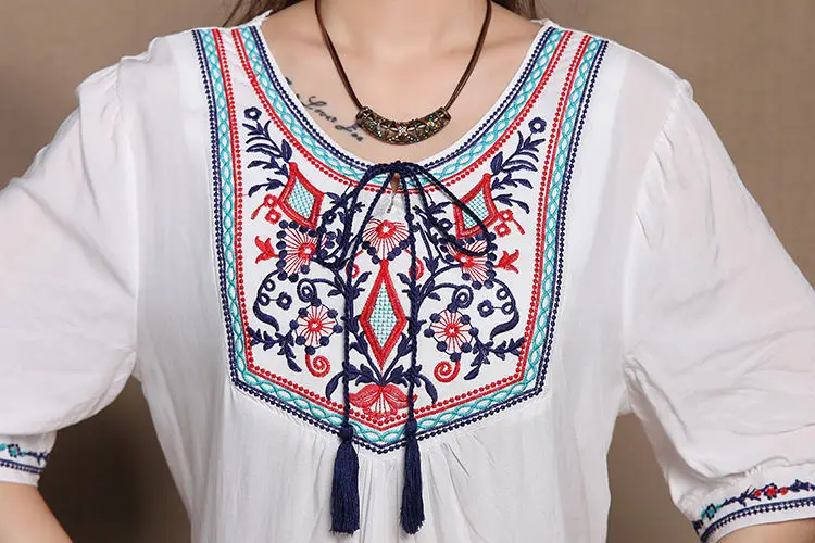 Blouse Brodée Mexicaine Blouse Brodée Mexicaine – Image 4