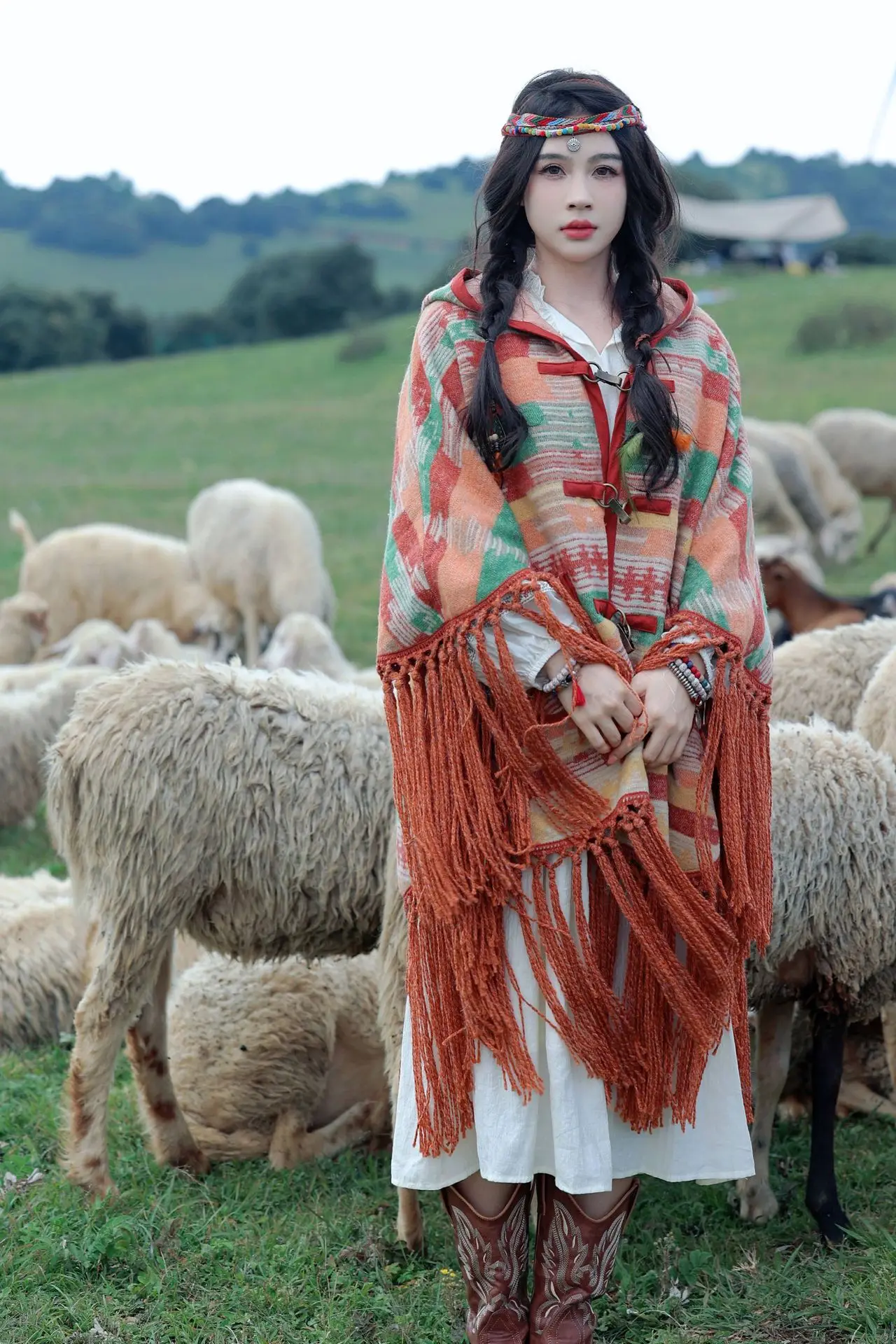 Poncho Femme Traditionnel S38d76f90df4843c2ac2ccc3ef499a7d1E.webp