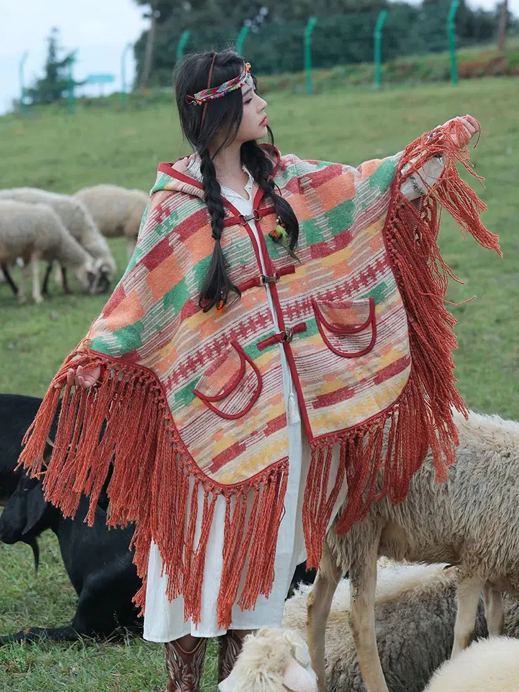 Poncho Femme Traditionnel S9443d00632ec441b8bd8327aad48645ct.webp